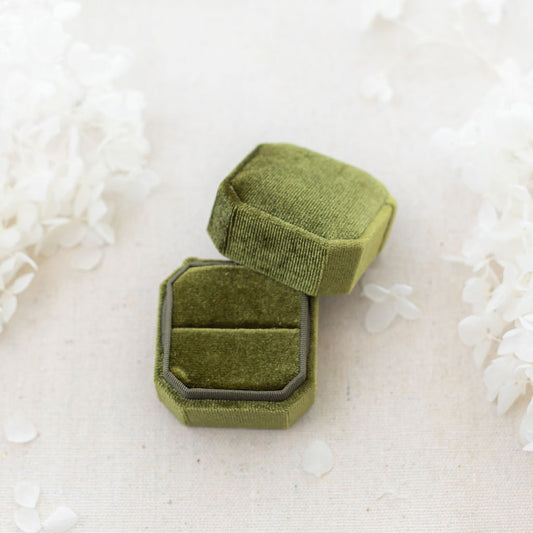 Green velvet ring box | By Angeline Australia