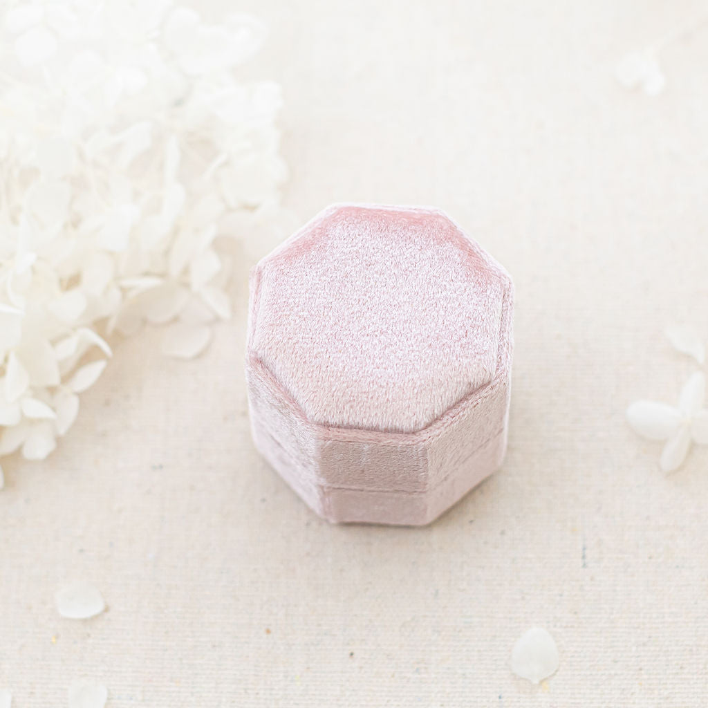 velvet ring box pink | By Angeline Australia 2025