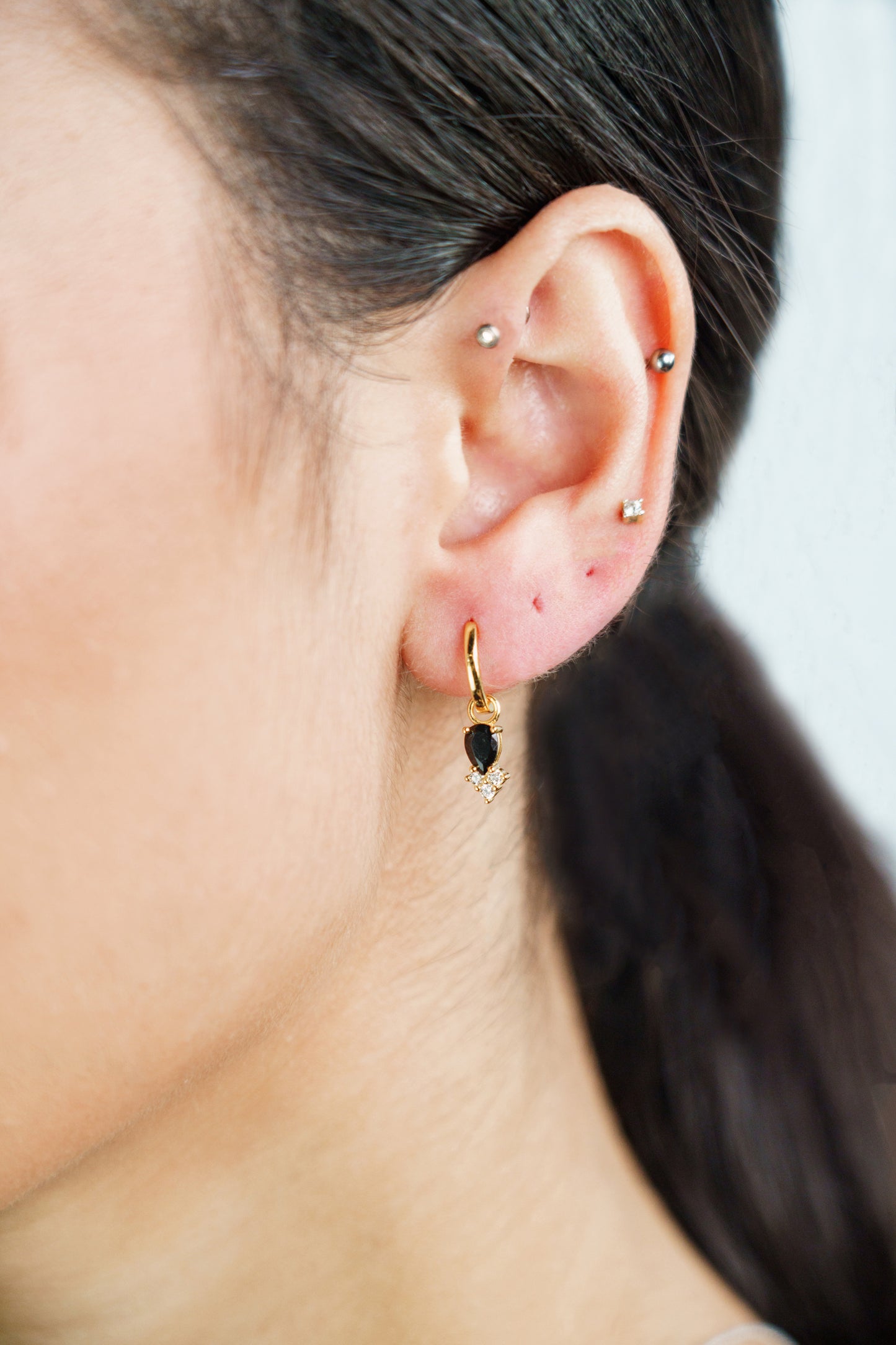 GEORGINI MIDNIGHT VELVET ASTERIA HOOP EARRINGS BLACK AND GOLD