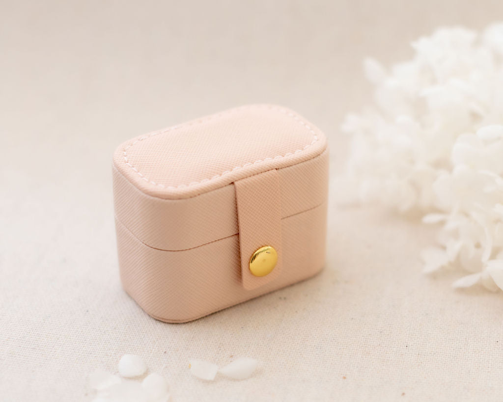 Pink Ring Box 4 Slots Closed