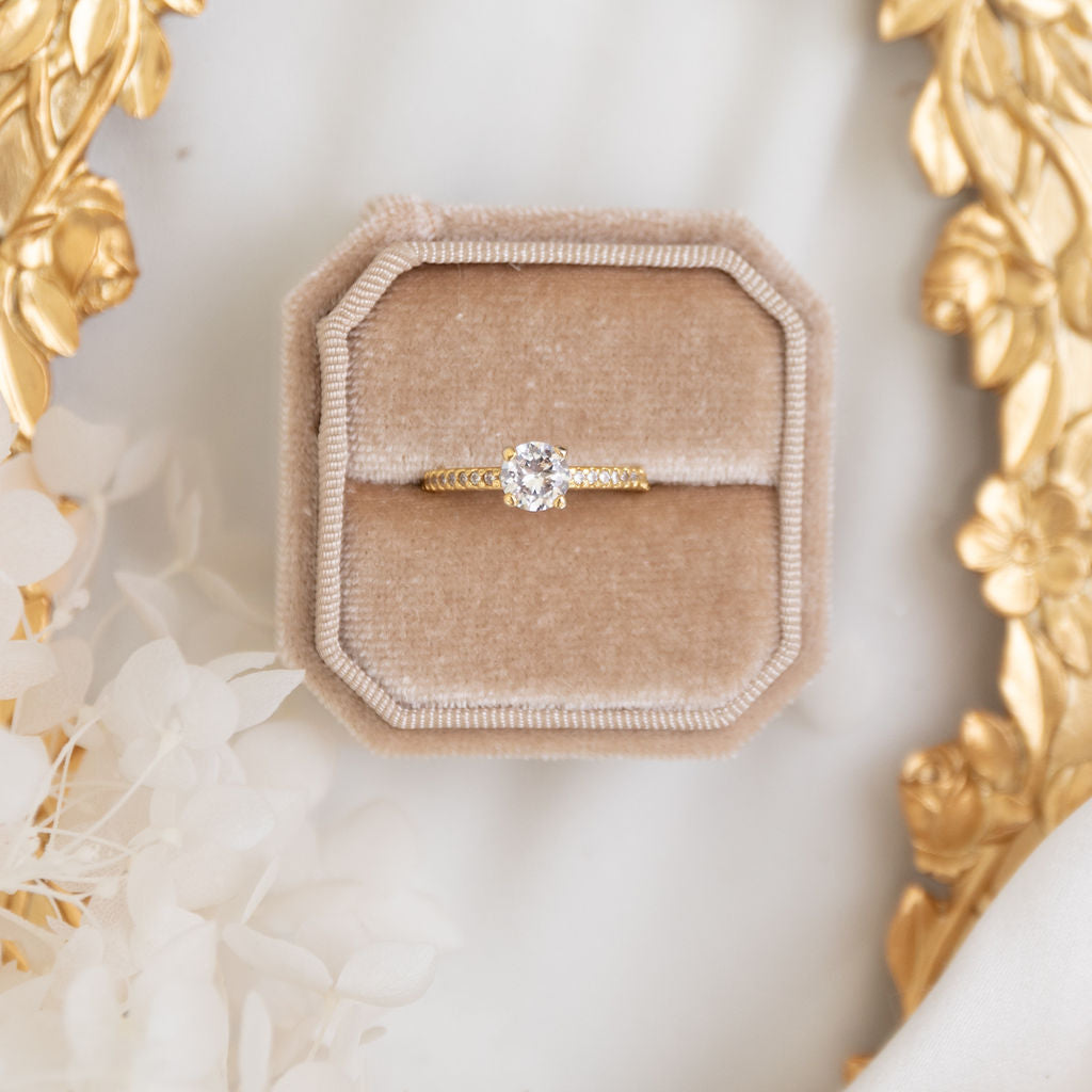 engagement ring box velvet