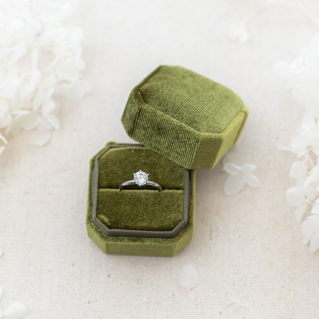engagement ring box velvet green