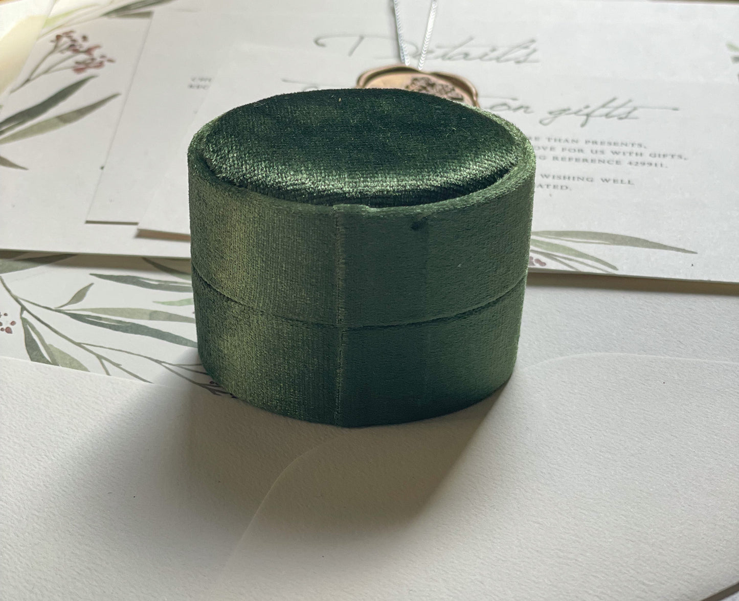 fern green ringbox velvet closed