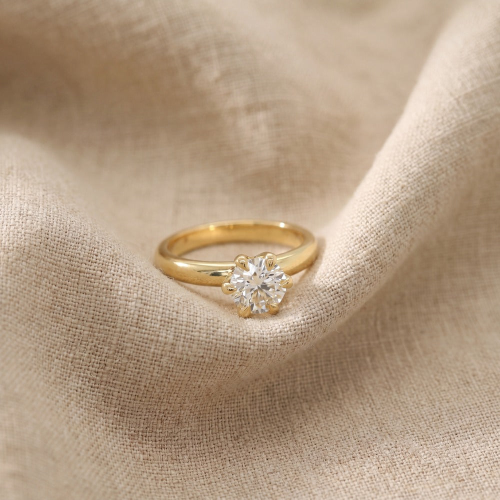 1.03 CARAT SOLITAIRE ENGAGEMENT RING