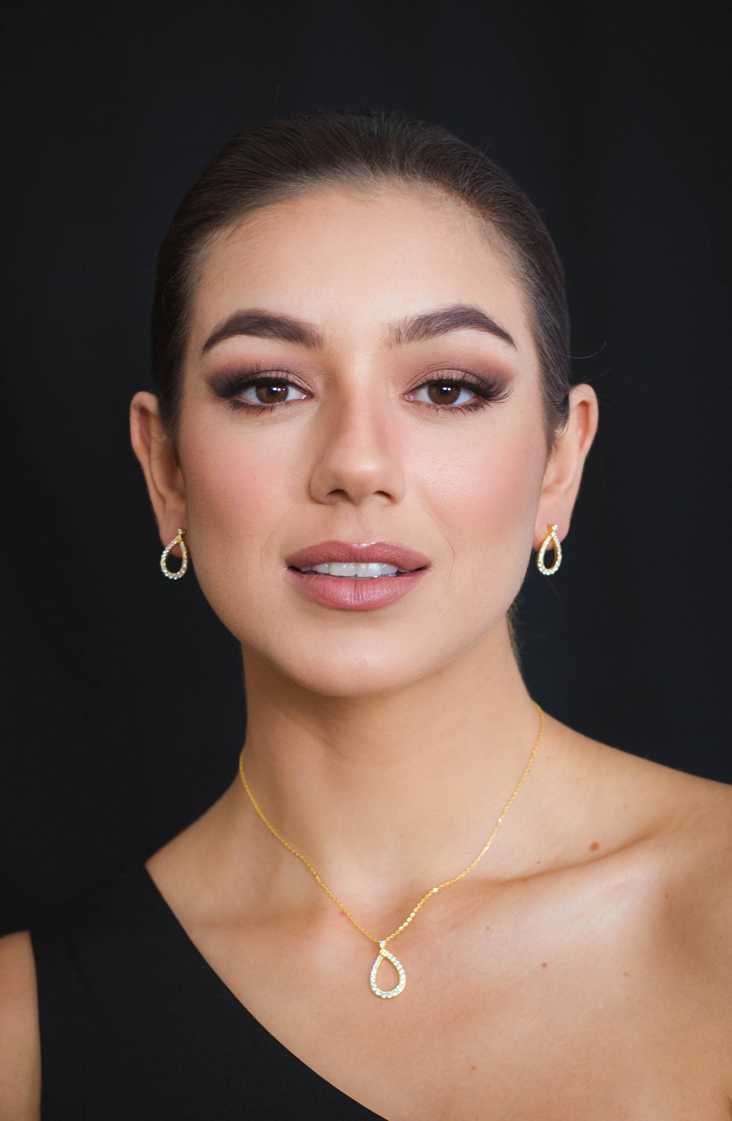 GODDESS FREYA EARRINGS GOLD