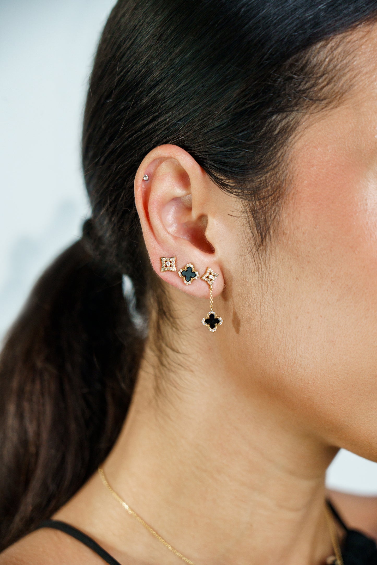 SYDNEY SOIRÉE FAIRWATER MOTHER OF PEARL STUD EARRINGS GOLD