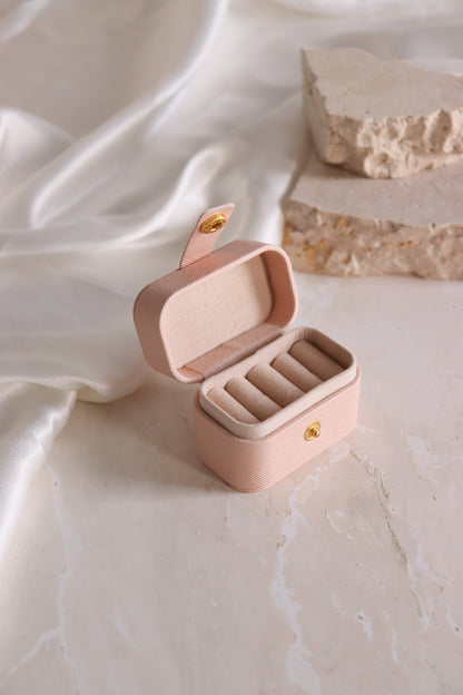 pink mini travel ringbox open
